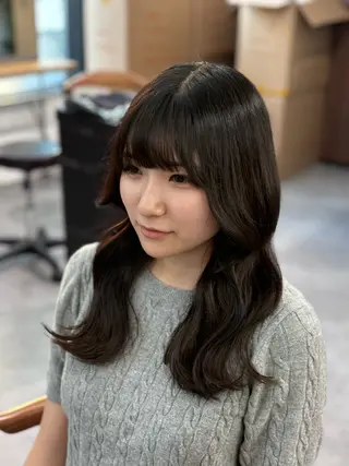 ロング ♥韓国レイヤー/透明 感カラー/顔周りのヘアスタイル