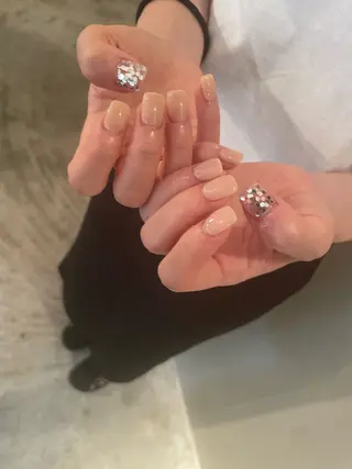 ネイル SALON VILLAGE AOYAMA 2nd.所属・NAKAMURA HARUKAのネイルデザイン