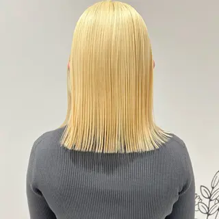 ミディアム カラー ハイトーン/ブリーチ 似合せカット/パーマのヘアスタイル