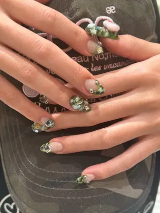 ネイル ꪆৎ平行アーチ ྀི ワカナの眉毛・アイブロウイメージ