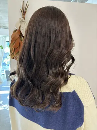 セミロング カラー ducha所属・DUCHA Tomida naoのヘアスタイル