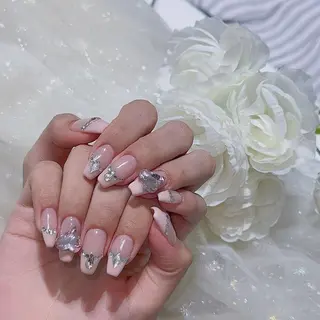 ネイル Queens 榊 まおのネイルデザイン