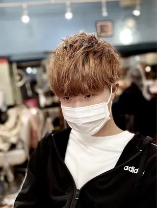 ショート カラー メンズ ブルーヘブン TAKESHIのヘアスタイル