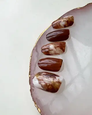 ネイル 新山 聖のネイルデザイン