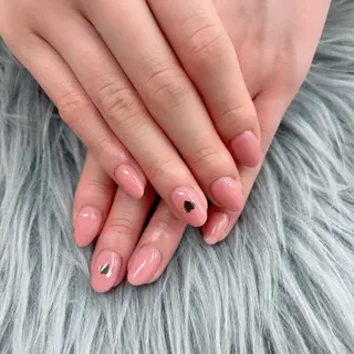 ネイル Bianca立川店 saitoのネイルデザイン