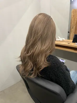 ロング ひより ／Nのヘアスタイル