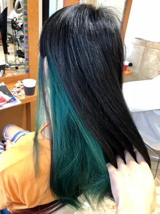 ロング カラー 100%髪質改善特化 TRUNSのヘアスタイル