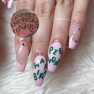 ネイル Nailsalon Fのネイルデザイン