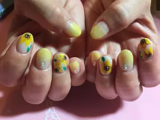 ネイル 古川 里美のネイルデザイン