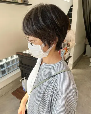 ショート 明石 歩樹のヘアスタイル