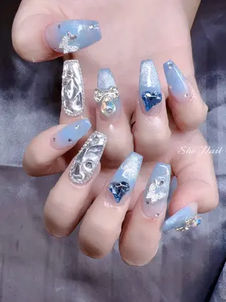 ネイル She   Nail所属・ISA_ BELLAのネイルデザイン