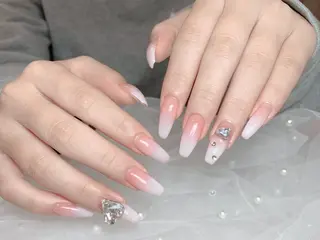 ネイル Bél Nail salonのネイルデザイン