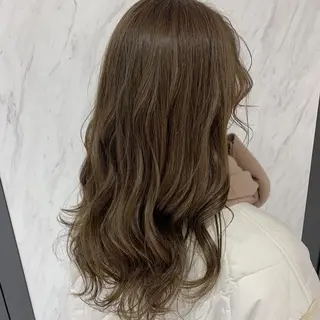 ロング カラー パーマ ヘアアレンジ ヨシムラ リオのヘアスタイル
