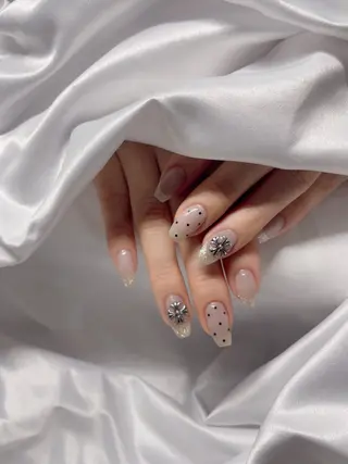 ネイル A OIのネイルデザイン