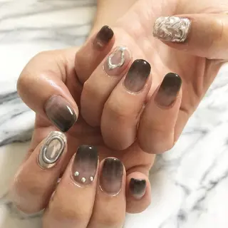 ネイル QULEONAIL所属・大城 裕麻のネイルデザイン