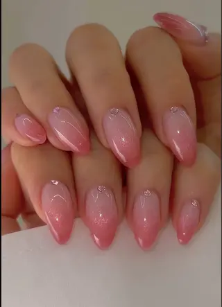 ネイル RosyBeauty Salon所属・RosyBeauty Salonのネイルデザイン