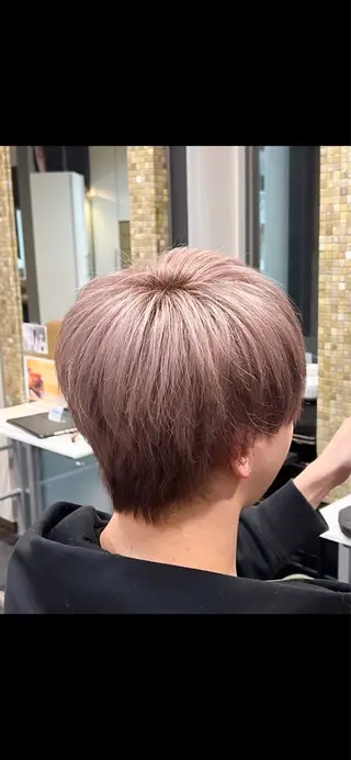 カラー ヘアサロンアウラ所属・旭岡龍明/ハイトーン /ケアブリーチのヘアスタイル
