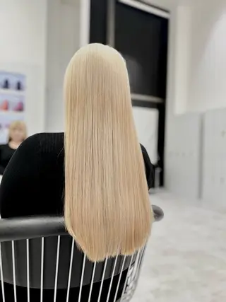 ロング カラー TopStyleSHIZUOKA所属・村尾咲季斗 髪質改善/縮毛矯正のヘアスタイル