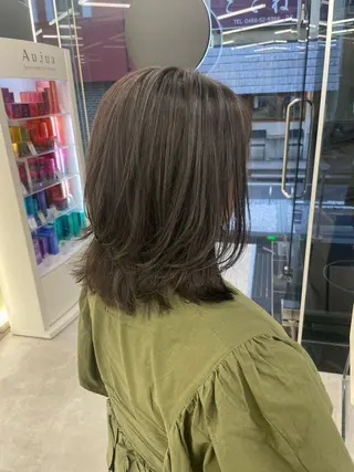 ミディアム カラー ヘアアレンジ 【Sweep】おじま のぞみのヘアスタイル