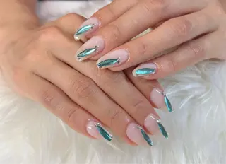 ネイル Queen ネイル&アイラッシュ所属・Queen ネイル&アイラッシュのマツエク・マツパデザイン