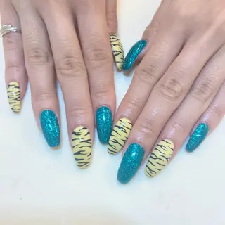 ネイル 藤原 みゆのネイルデザイン