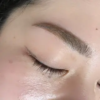 アイブロウ Ayumi.dre 🌸Y《2階》のマツエク・マツパデザイン