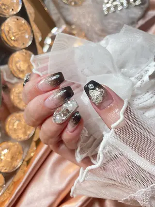 ネイル 23時まで❤︎韓国、 ワンホンネイルのネイルデザイン