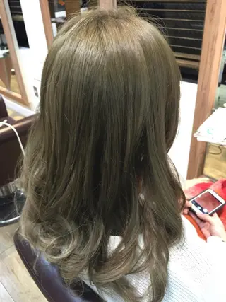 セミロング カラー ヘアアレンジ ハットリ /北習志野のヘアスタイル