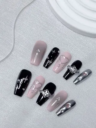 ネイル Lee Nailsのネイルデザイン