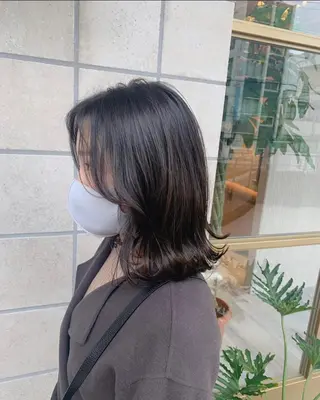 ミディアム Aya/四条烏丸/ インナーカラーのヘアスタイル