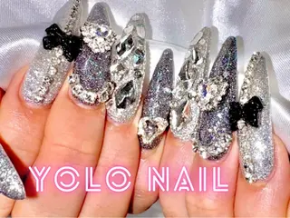 ネイル YOLONAIL心斎橋店所属・田本 和音のネイルデザイン
