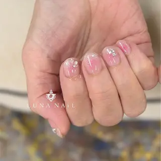 ネイル アトリエ　ミモザ所属・いまむら あかりのネイルデザイン