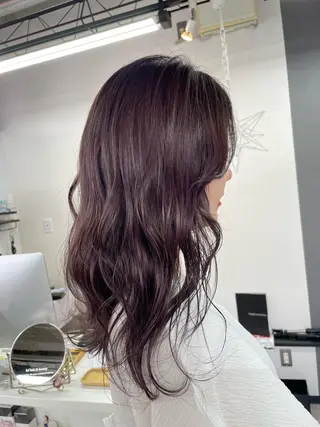 カラー laf所属・オノ アカネのヘアスタイル