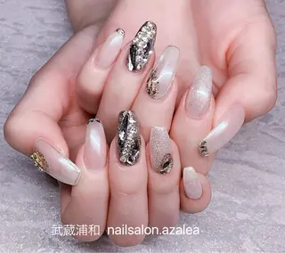 ネイル R inのネイルデザイン