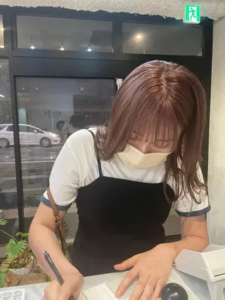 ミディアム EIGHT 野々市 イトウミサキのヘアスタイル