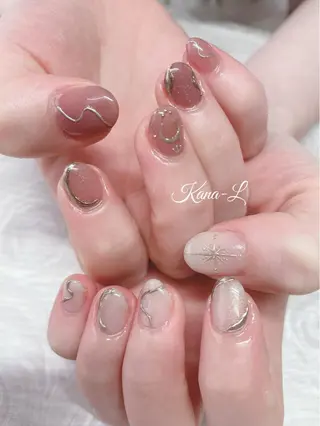 カラー ネイル 芦辺 香奈のネイルデザイン