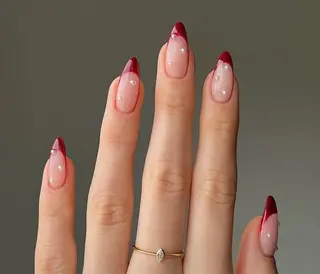 ネイル Ui_Amor (パラジェル)のネイルデザイン