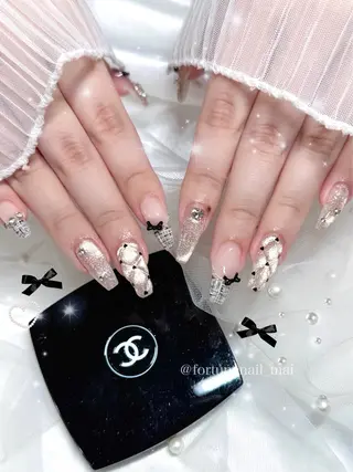 ネイル 🎀Mai 🎀最短1/12🈳のネイルデザイン