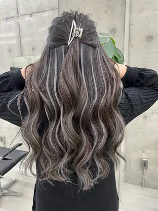 和木坂 日美のヘアスタイル