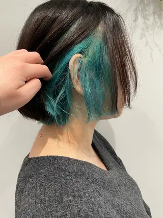 ショート カラー 推し活応援♡ 髙橋奈央のヘアスタイル