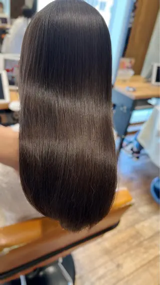 美髪ヘッドスパ🫧 西山紗奈江💆♀️のヘアスタイル