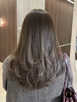ロング PULSE yokohama所属・横浜駅/韓国レイヤー カット/髪質改善のヘアスタイル