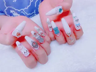 ネイル Makana Mana所属・Makana Manaのネイルデザイン