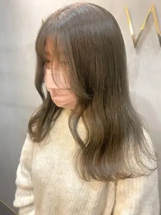 ミディアム カラー パーマ ヘアアレンジ ヘアケア特化型サロン newi 梅田のヘアスタイル