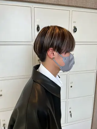 カラー メンズ カネコ ワカナのヘアスタイル