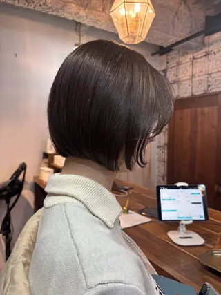 ショート ウシロダ メグミ ／ボブ／透明感カラーのヘアスタイル
