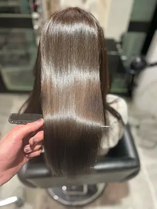 ミディアム 美髪矯正 Rioのヘアスタイル