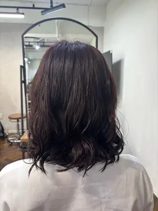 セミロング カラー レイヤー✂︎ぷつボブ 艶カラー🤍noaのヘアスタイル