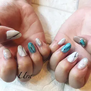 ネイル UrakoNail 《nail》のネイルデザイン