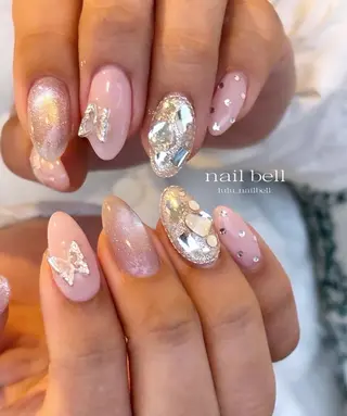 ネイル 大人可愛いネイル🎗 Hinaのネイルデザイン